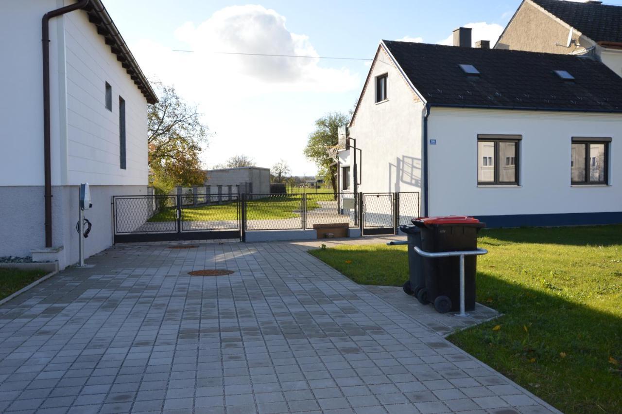 Kinderlachen Garantiert Lutzmannsburg Exterior foto
